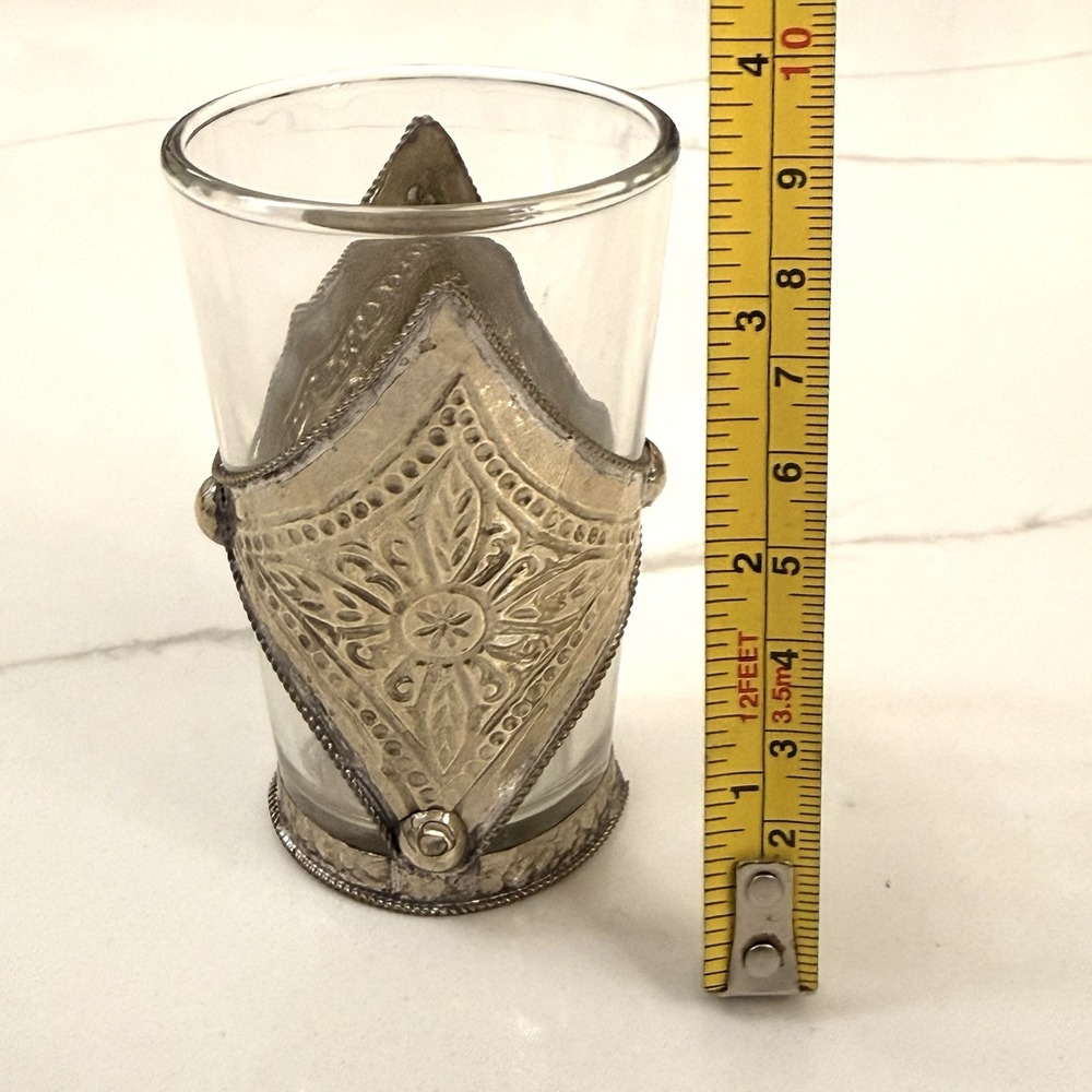 Vintage glass holder - Rare - Very Delicate Design Work - Picture 8 of 10
